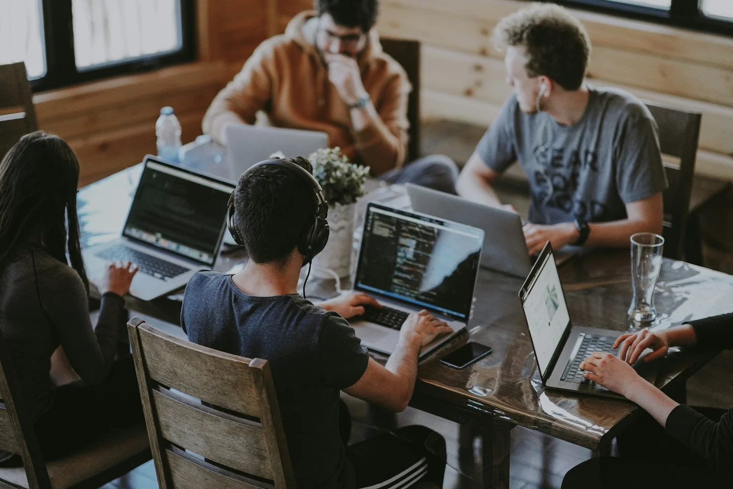 App development process and collaboration — visual context